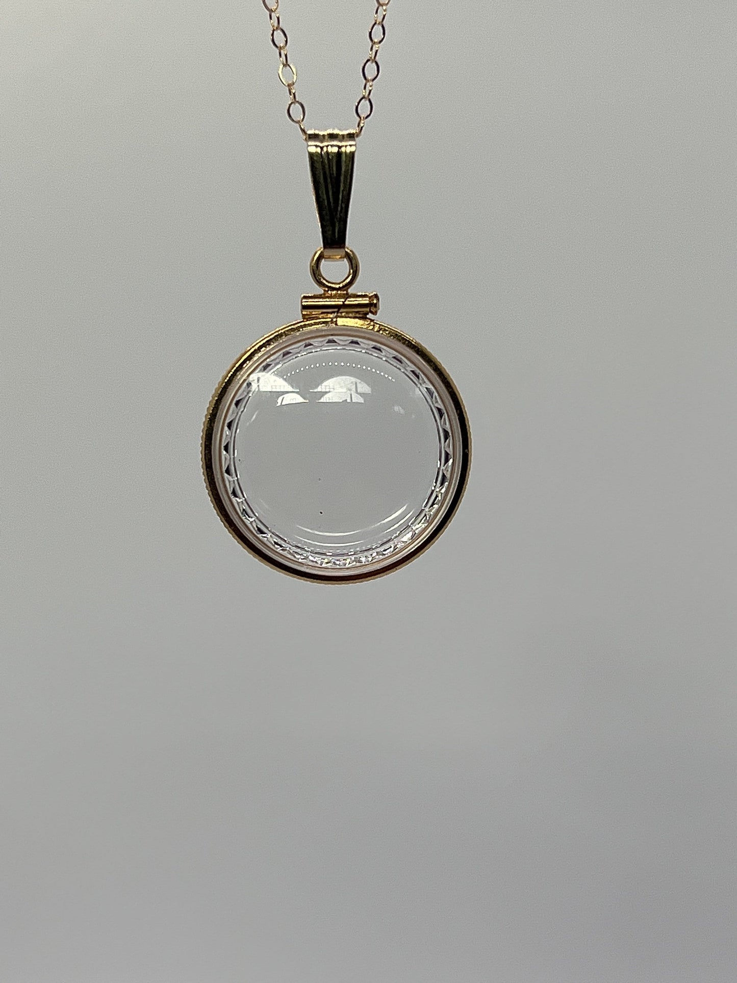 14k Solid Gold Diamond Edge Empty 22 mm Handmade shaker Locket w/ FREE small SCREW DRIVER waiting for your little treasures, with chain