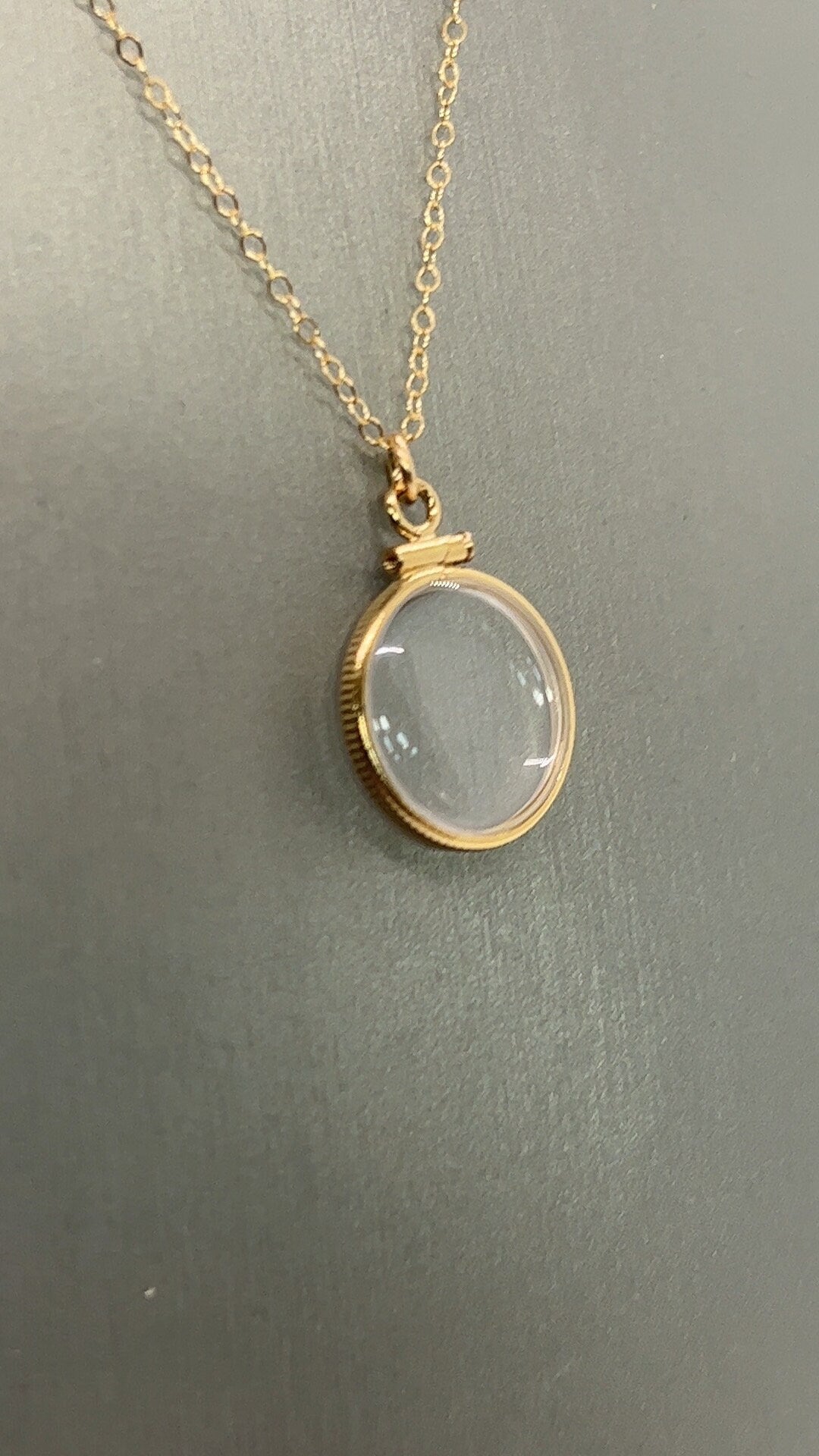 Solid 14k gold Empty 16.5mm Handmade shaker Locket w/ FREE small SCREW DRIVER waiting for your little treasures, with chain