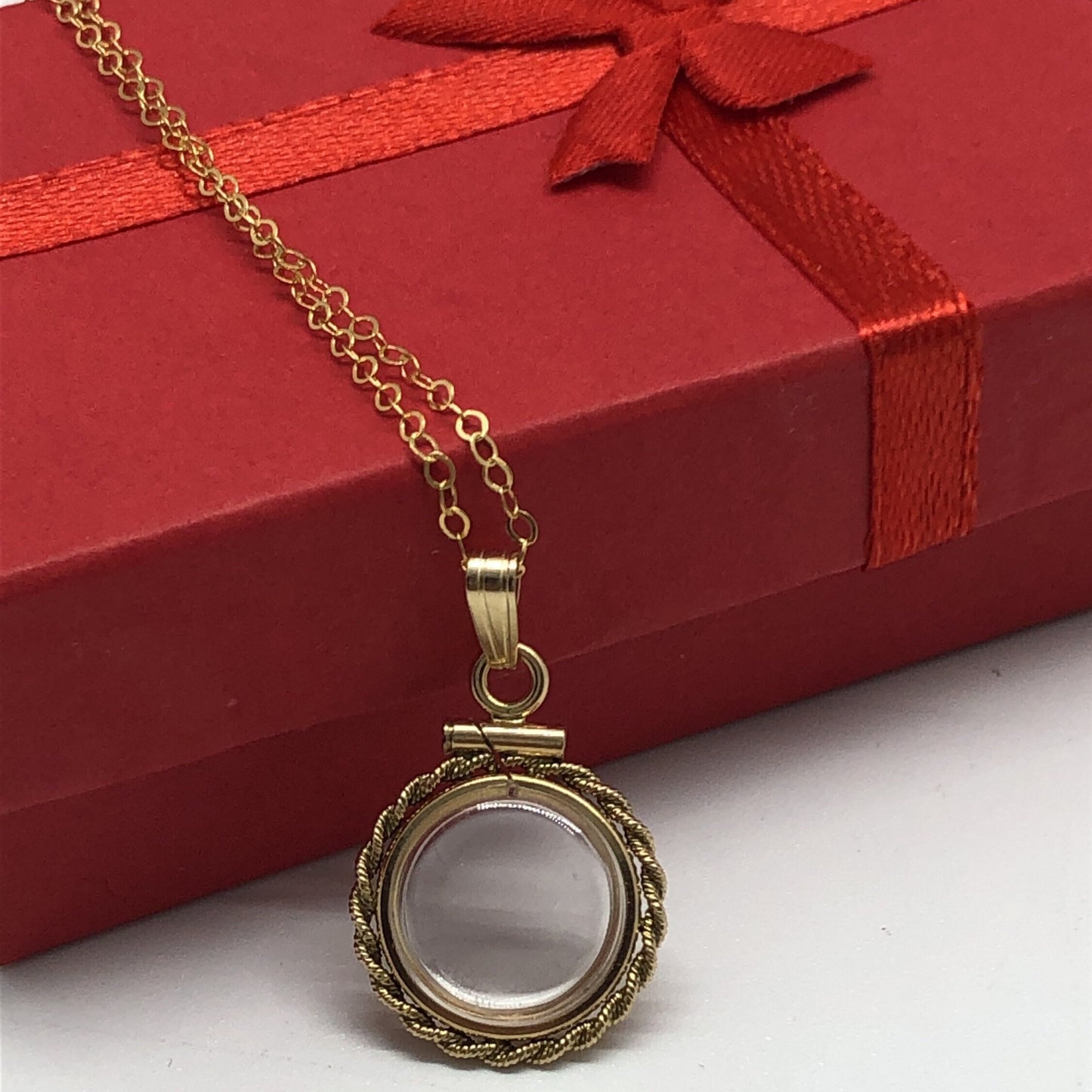Empty 12.5 mm Handmade 14k gold filled shaker locket with twisted rope addition FREE SCREWDRIVER INCLUDED , waiting for your small treasures