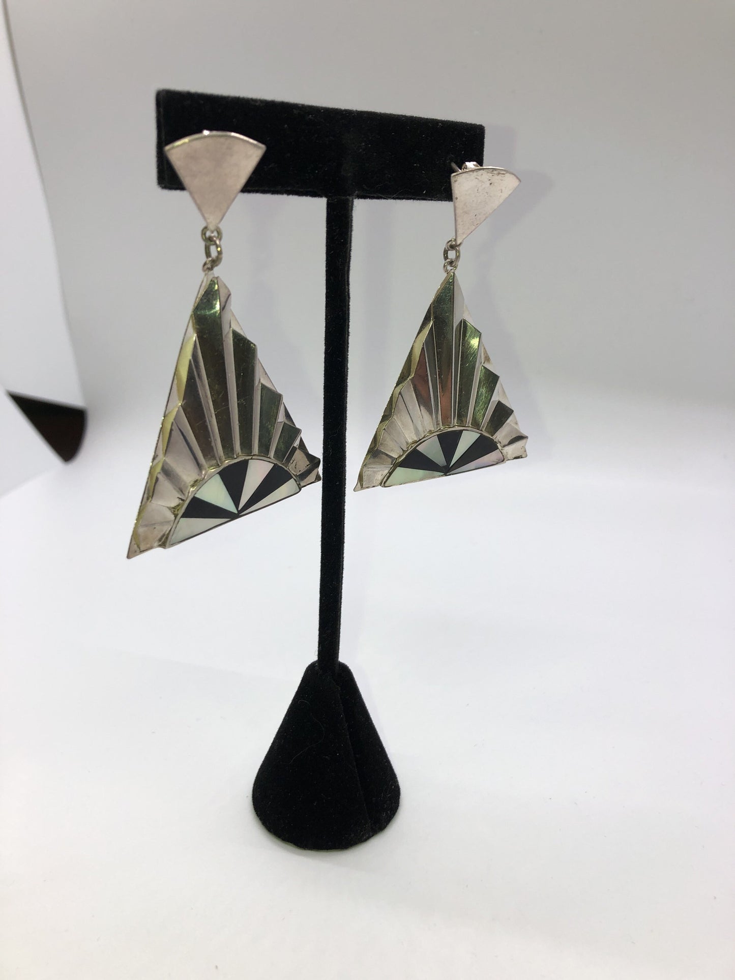 Large Mother of pearl & onyx Vintage Handmade Sterling Silver Earrings Indonesia, Vintage old stock
