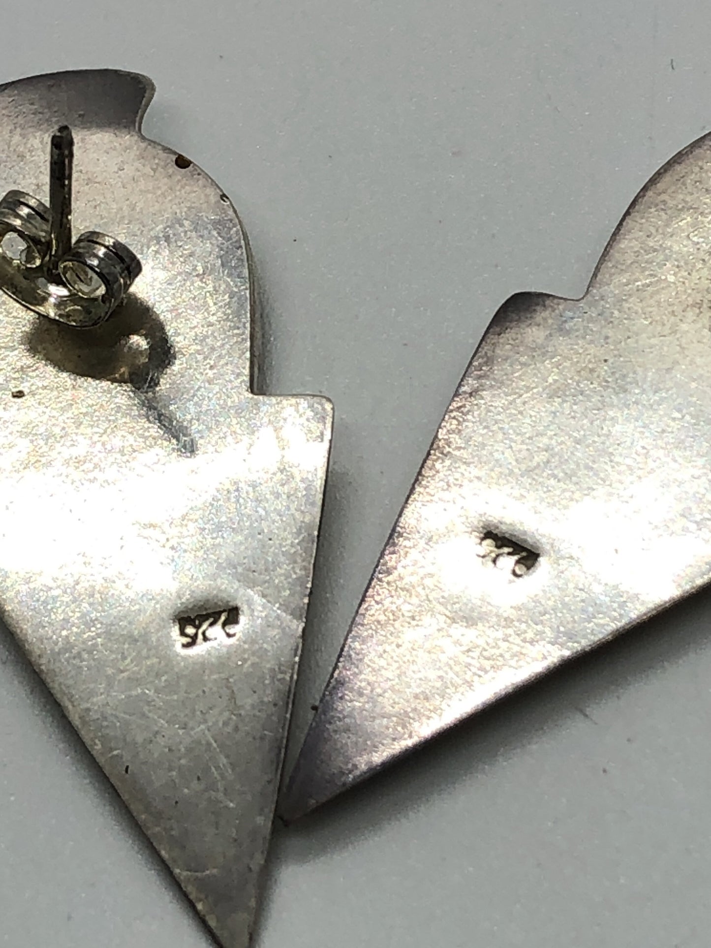 Handmade Sterling and Onyx post back Indonesia, Vintage new old stock, Beautiful tear drop shape