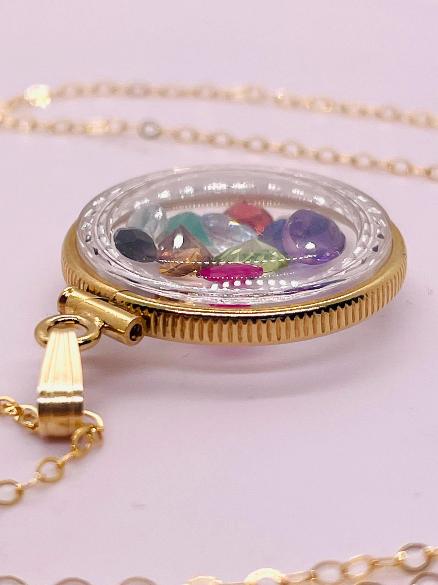 Solid 14k Gold Lucite Diamond Edge 22mm Shaker Locket Representing The 12 Tribes Of Israel