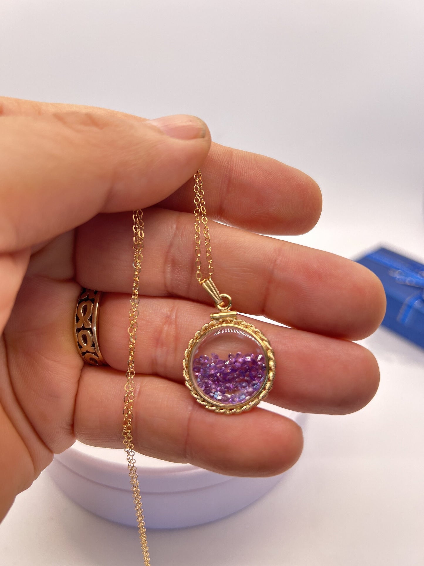 Hand Made 21 mm Nickel Size 14k Gold Filled Lucite Amethyst Shaker Locket With ROPE EDGE, February birthstone.