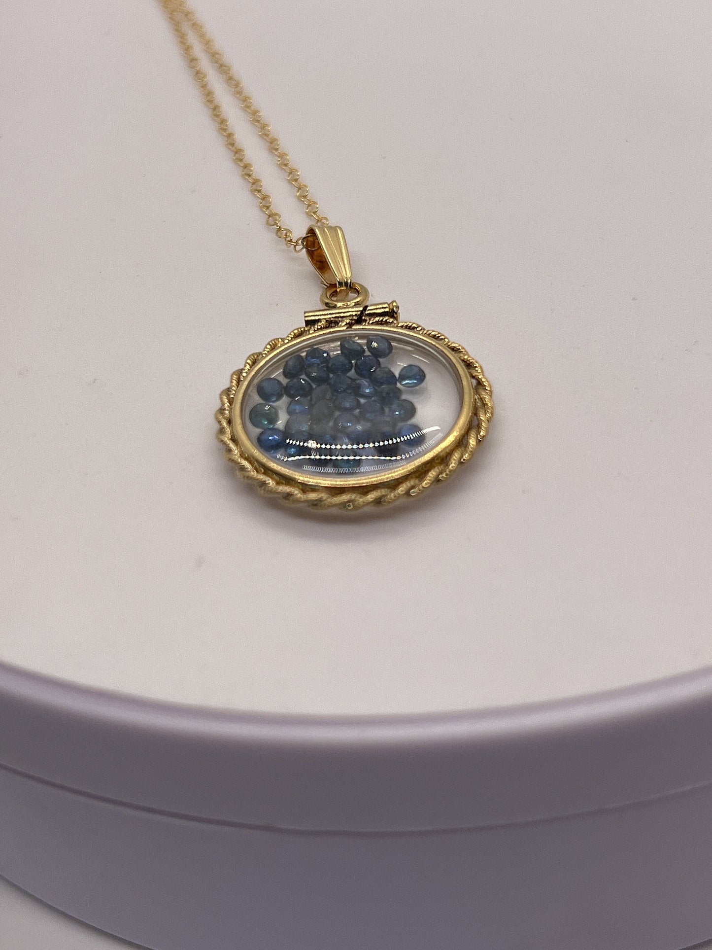 Hand Made 21 mm Nickel Size 14k Gold Filled Lucite Sapphire Shaker Locket With ROPE EDGE, September Birthstone.