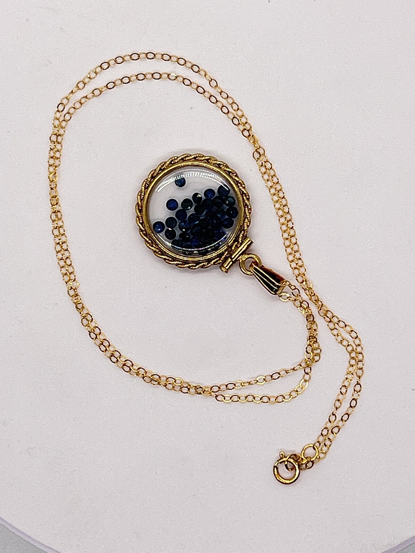 Hand Made 21 mm Nickel Size 14k Gold Filled Lucite Sapphire Shaker Locket With ROPE EDGE, September Birthstone.