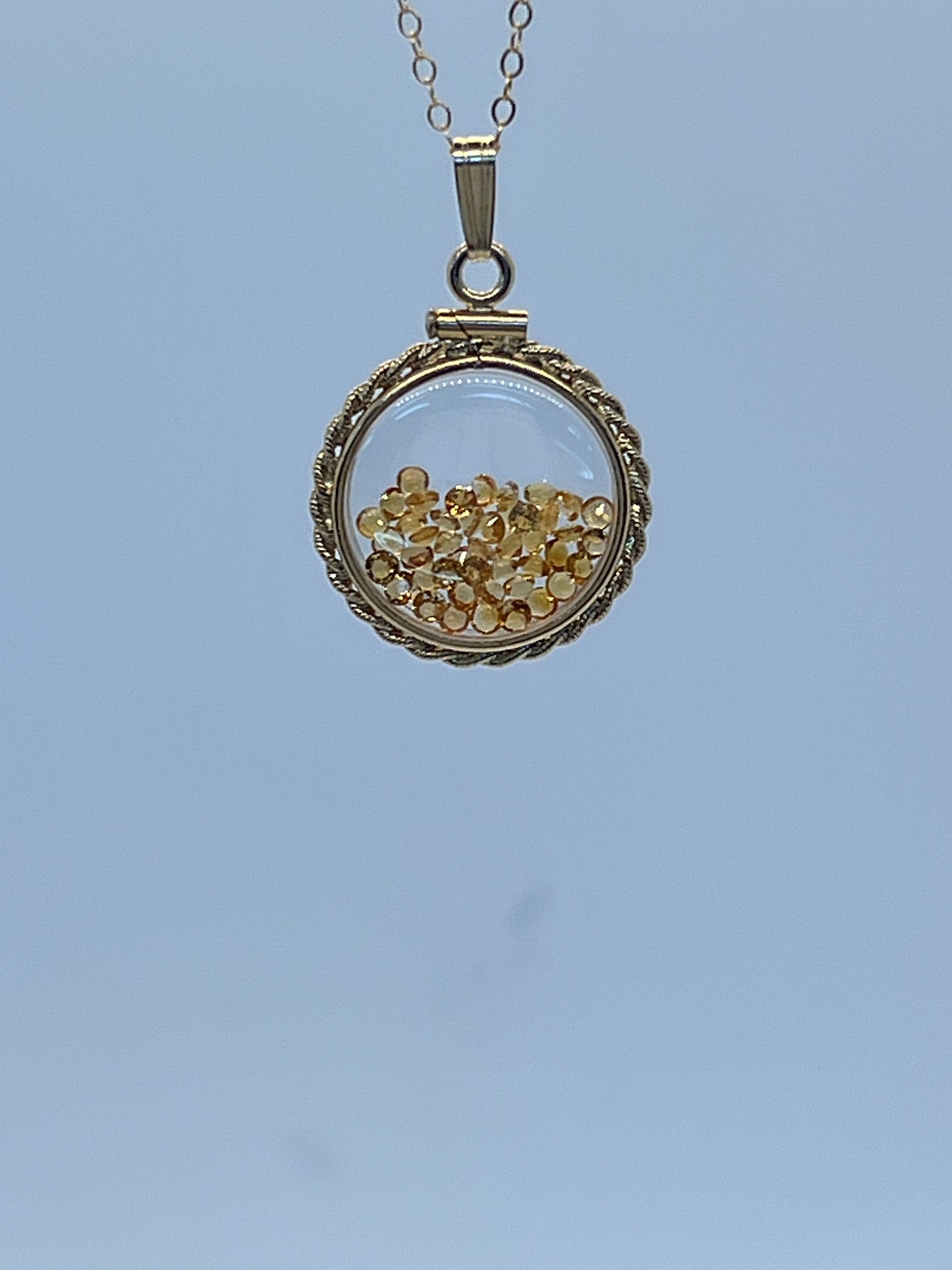 Hand Made 21 mm Nickel Size 14k Gold Filled Lucite Citrine Shaker Locket with ROPE EDGE, beautiful November Birthstone.