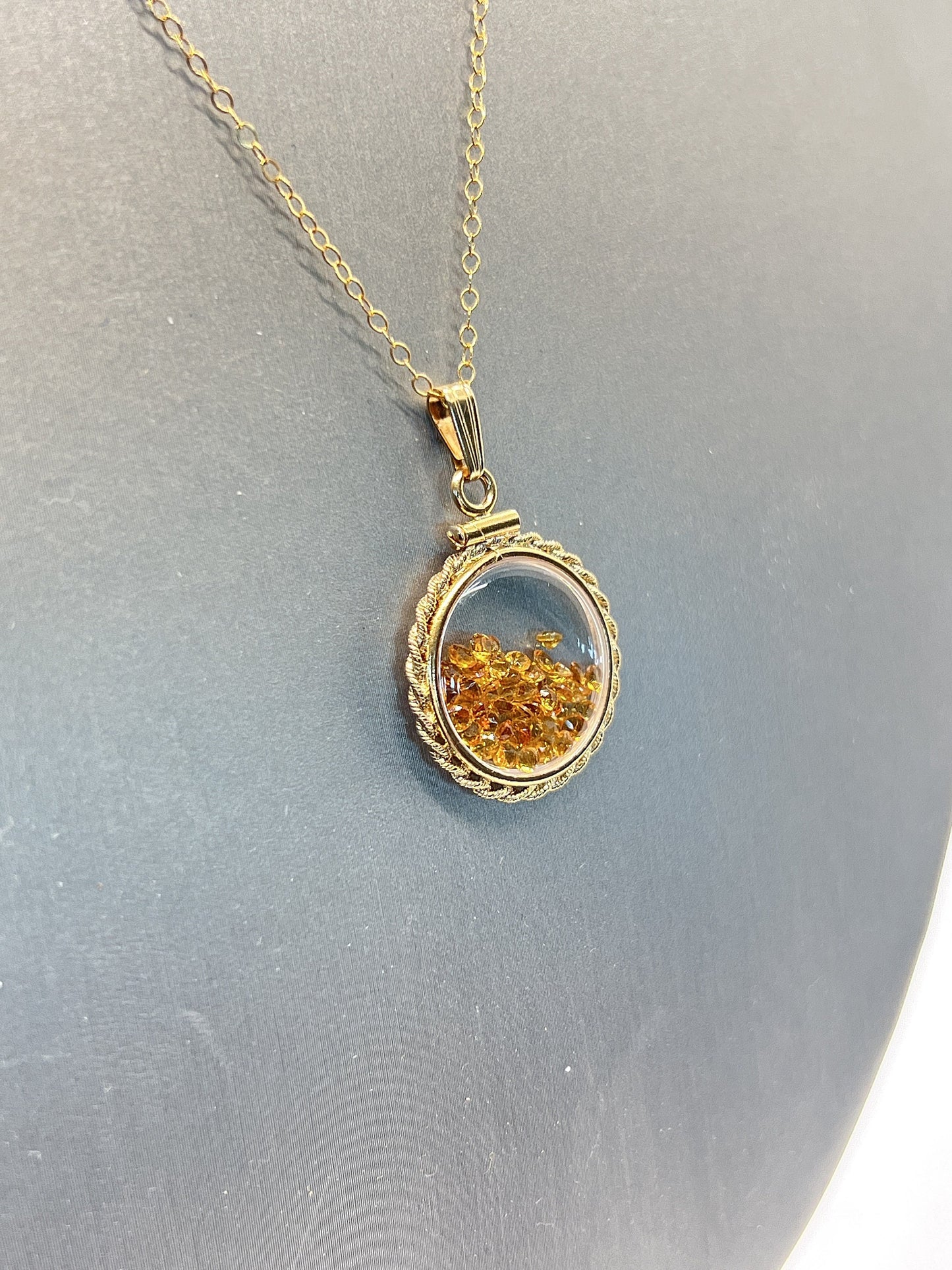 Hand Made 21 mm Nickel Size 14k Gold Filled Lucite Citrine Shaker Locket with ROPE EDGE, beautiful November Birthstone.
