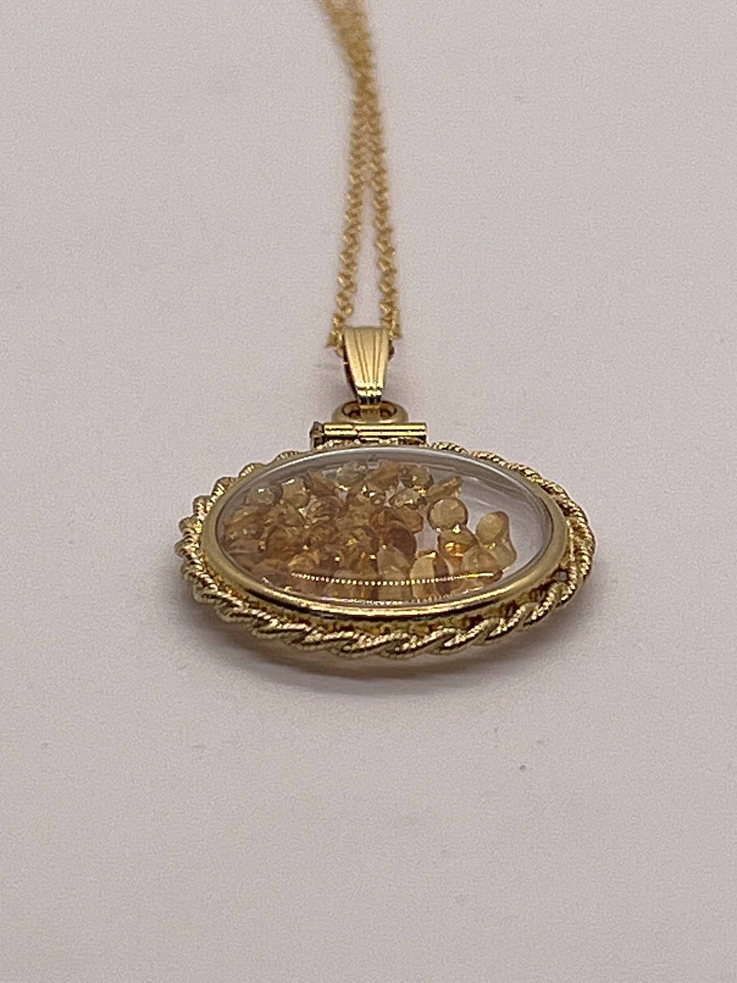 Hand Made 21 mm Nickel Size 14k Gold Filled Lucite Citrine Shaker Locket with ROPE EDGE, beautiful November Birthstone.