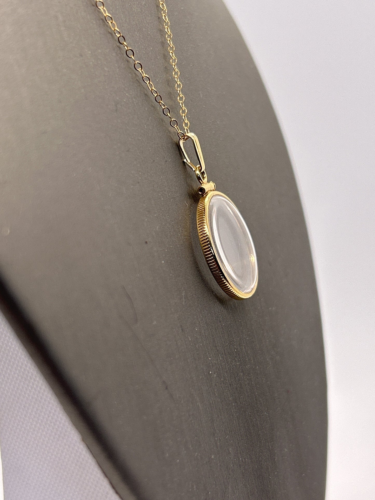 Solid 14k gold Empty large 21.5 mm Handmade shaker Locket w/ FREE small SCREW DRIVER waiting for your little treasures, with chain
