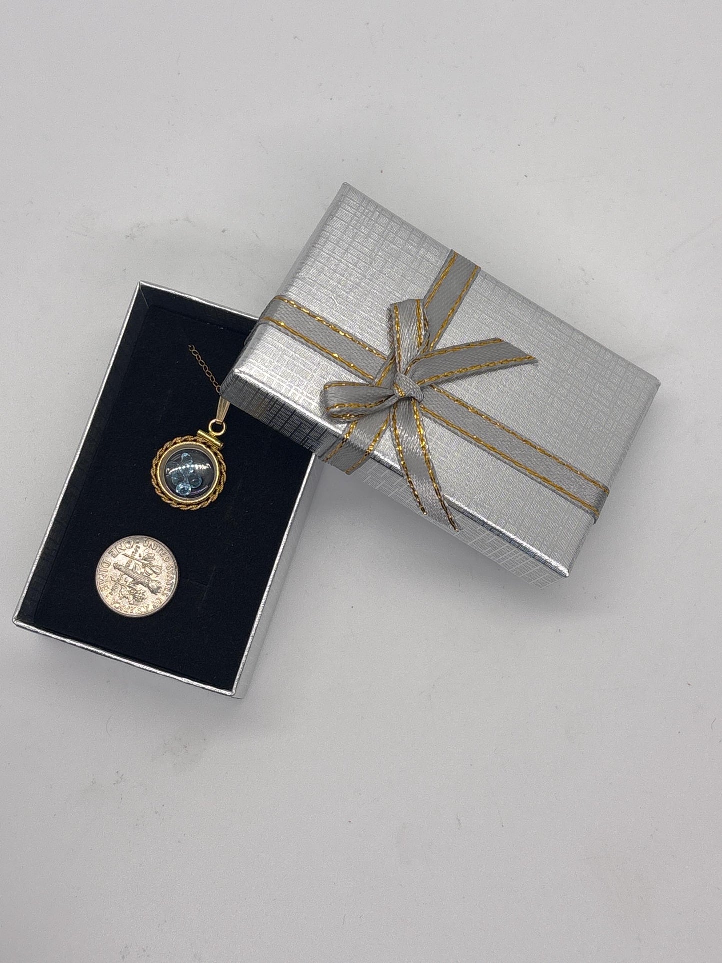Handmade 12.5 mm 14k gold filled Gemstone Shaker Locket with twisted Rope edge bezel, 0.75 cttw. London Blue Topaz, December Birthstone