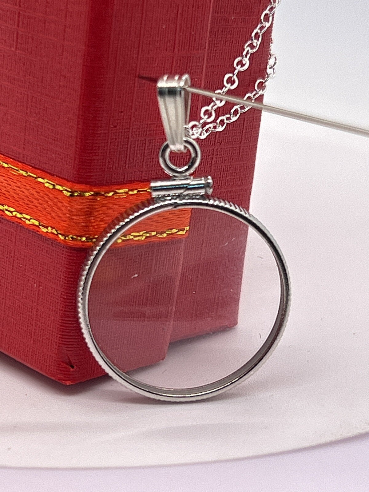 Sterling silver 20mm Empty Glass Shaker locket, free tool