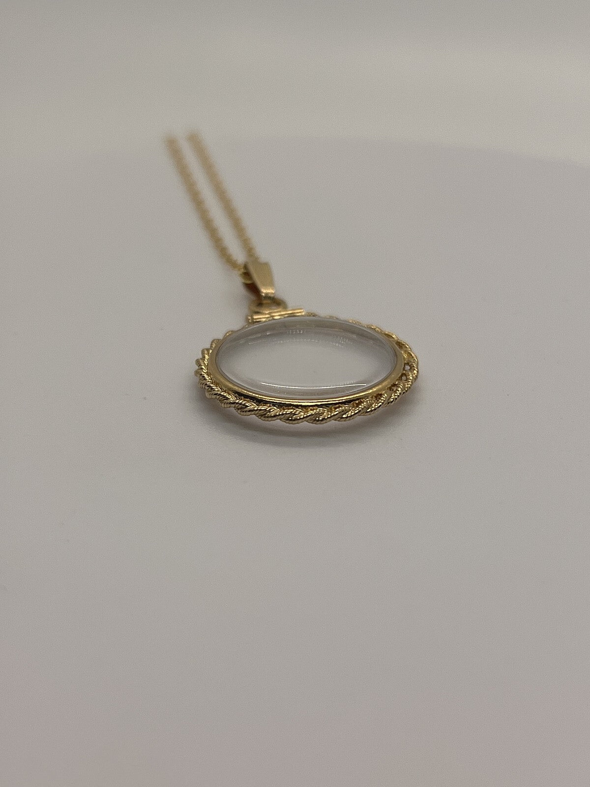 Empty Customizable 21mm 14k gold filled Lucite Shaker locket w/ Rope Edge