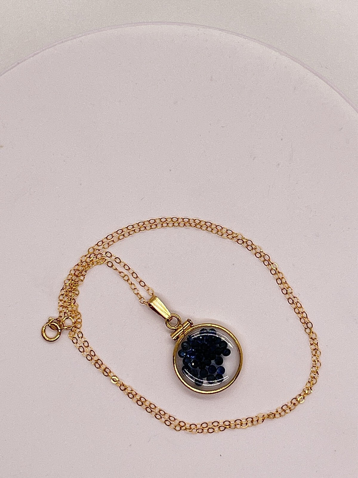 14k Solid gold dime size Lucite Shaker Locket w/ Sapphire, September birthstone