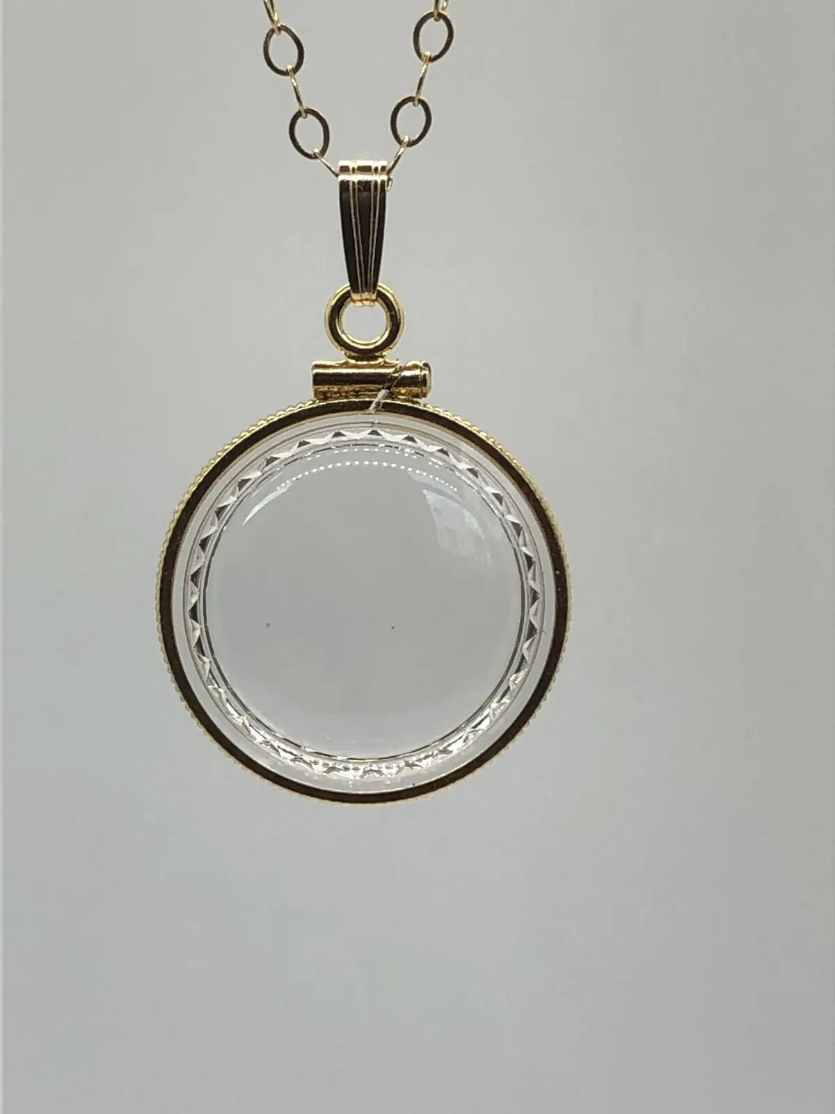 Empty Customizable 20mm 14k gold filled Lucite Shaker locket, diamond edge