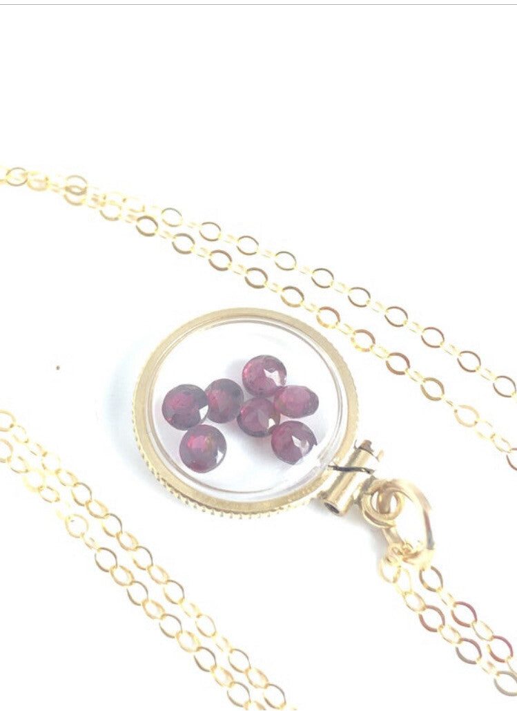 15 mm Vintage 12k gold filled shaker locket with 1.16 TCW 3 mm cut garnets, Jan