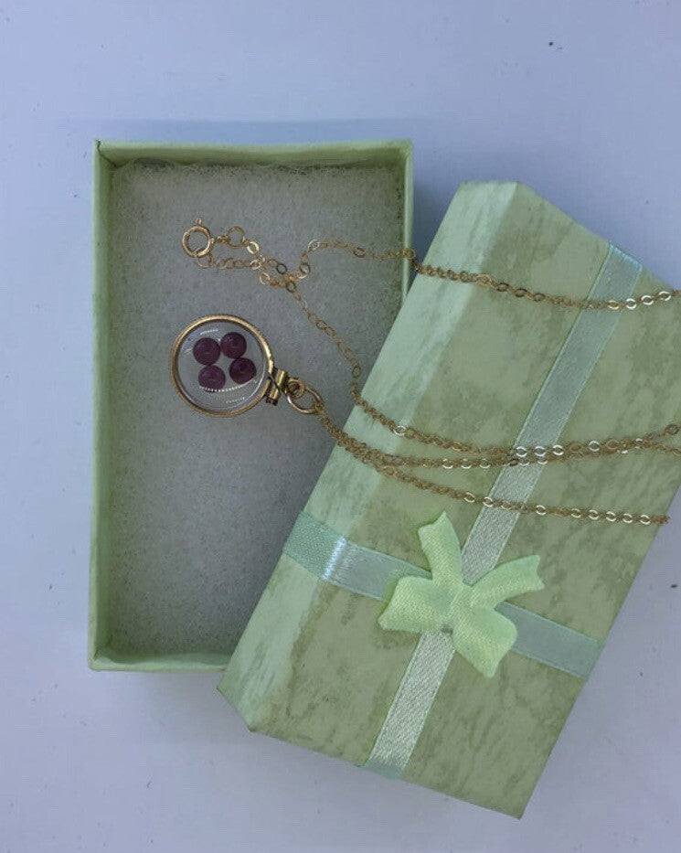 15 mm Vintage 12k gold filled shaker locket with 1.16 TCW cabochon garnet gems