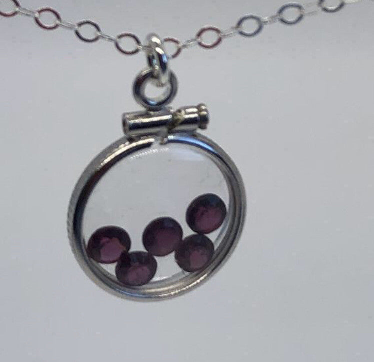 12.5 mm Handmade sterling silver shaker locket with 0.85 TCW of genuine garnets