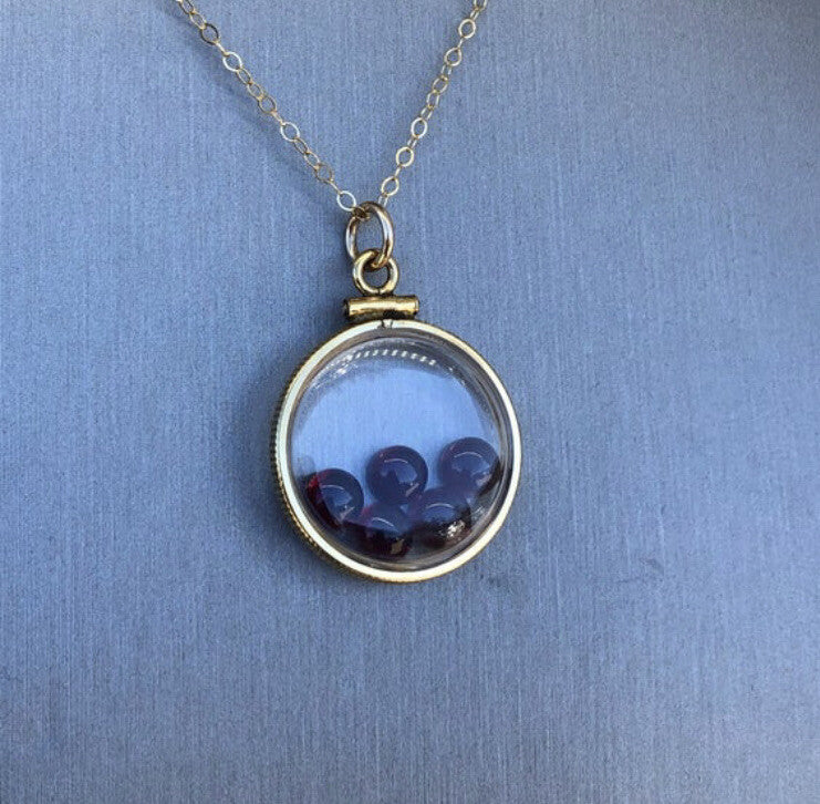 20 mm Vintage 12k gold filled shaker locket with 4 TCW Garnets, January Birth