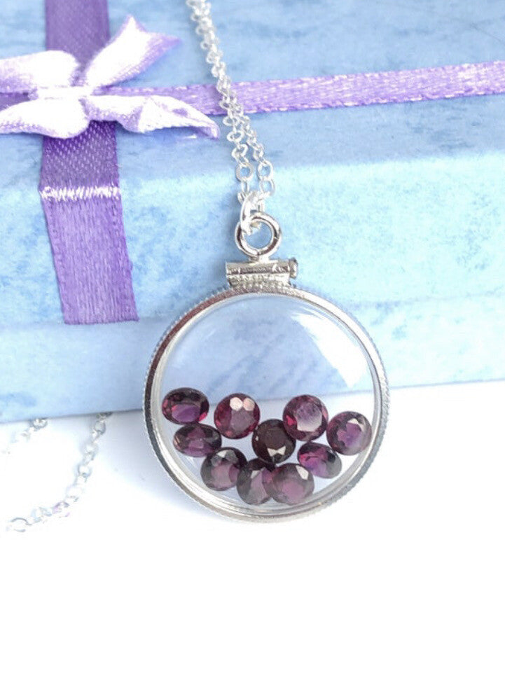 20 mm Sterling Silver Shaker locket with 4.16 TCW genuine 4 mm Garnets, January