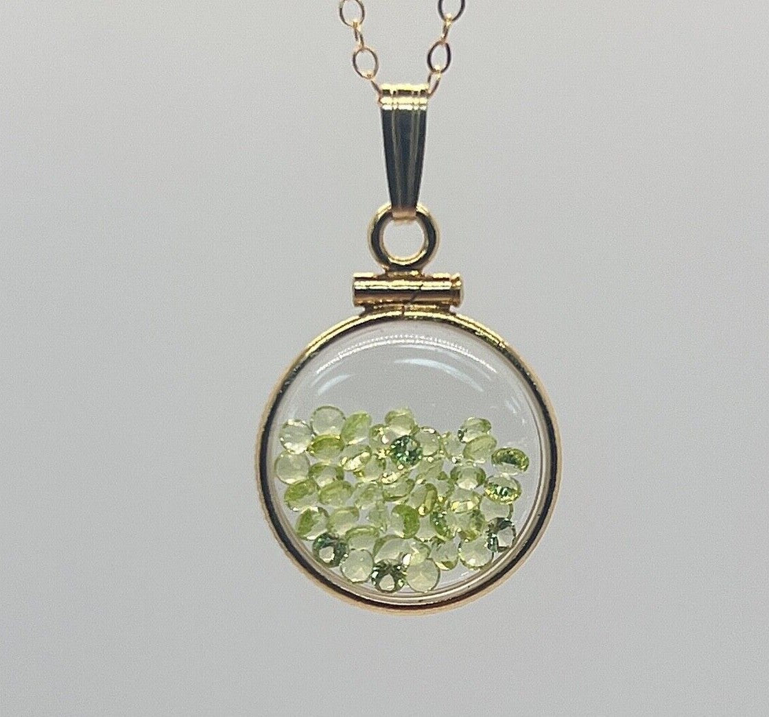 14k Solid gold dime size Lucite Shaker Locket, Peridot 1.75 TCW August Birthday