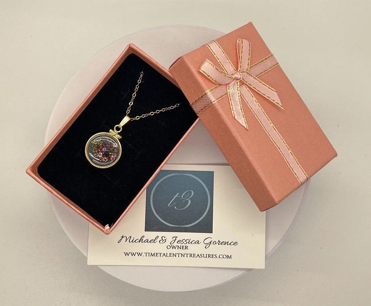 14k Solid gold dime size Lucite Shaker Locket, Peridot 1.75 TCW August Birthday