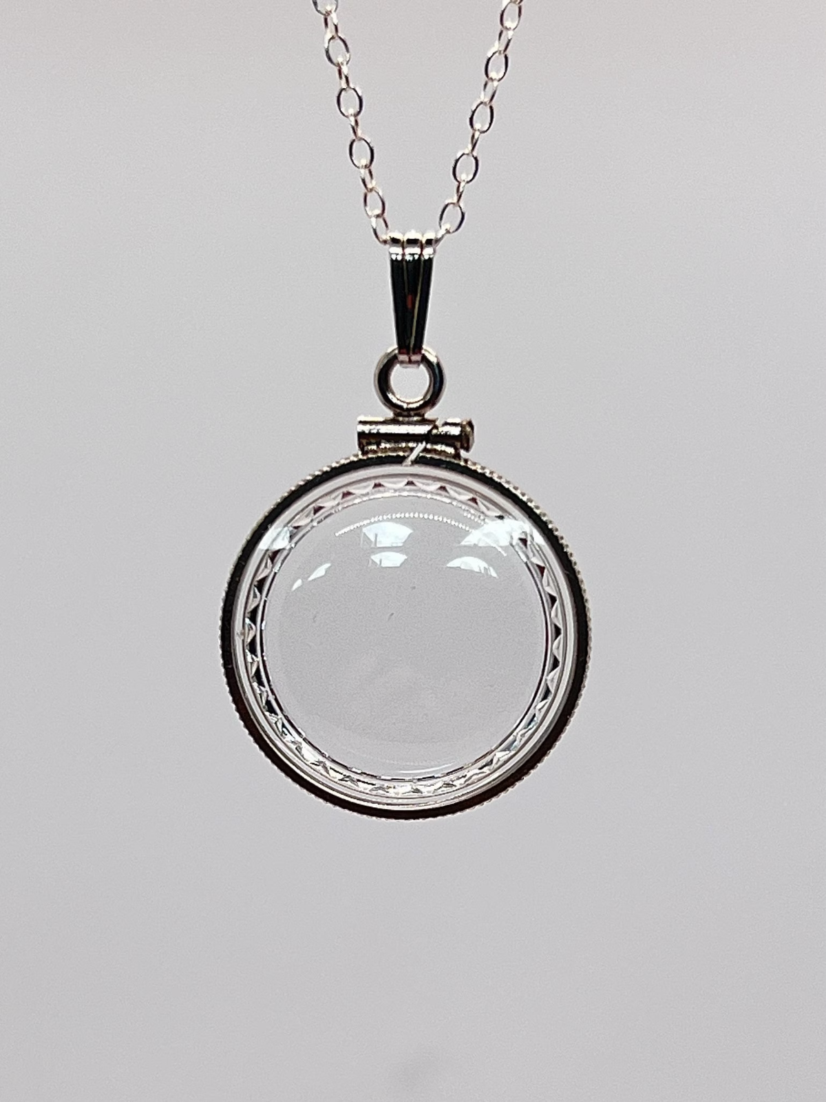 Empty Customizable Nickel Size Sterling Silver Lucite Shaker locket diamond edge