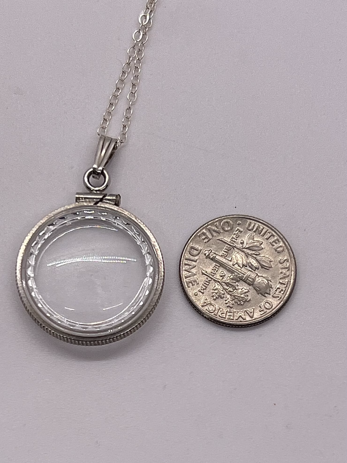 Empty Customizable Nickel Size Sterling Silver Lucite Shaker locket diamond edge