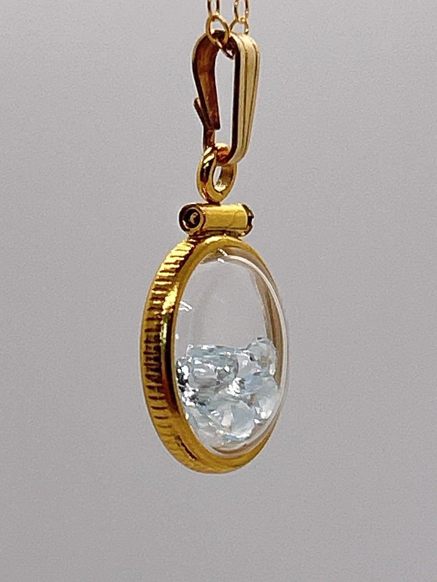 Handmade 12.5 mm 14k gold filled Gemstone Shaker Locket, 0.75 cttw. Sky Blue Topaz, Birthstone December