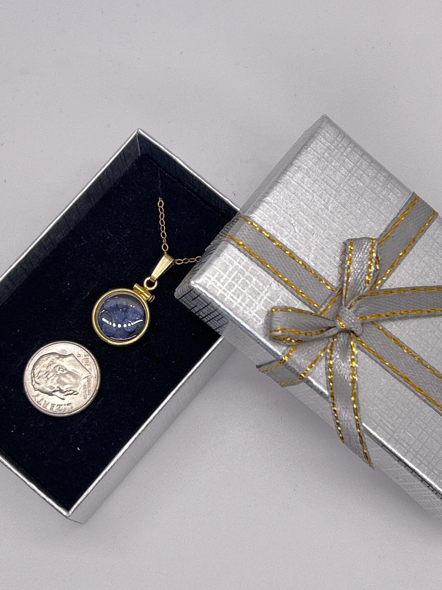 Handmade 12.5 mm 14k gold filled Gemstone Shaker Locket, 0.75 cttw. Blue Saphire, Birthstone September