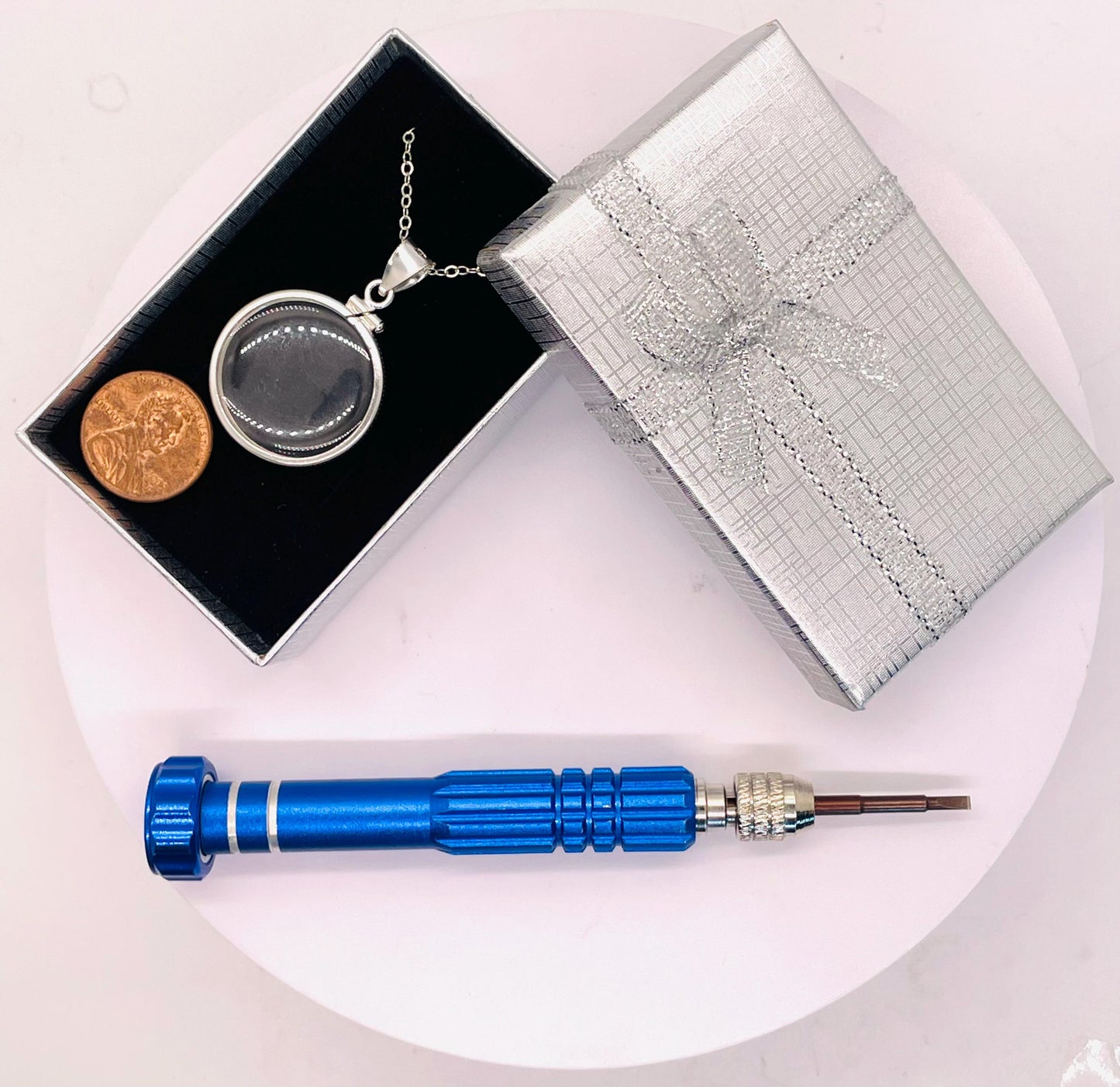 Empty 25mm sterling silver locket with coin edge bezel, free small screwdriver included!