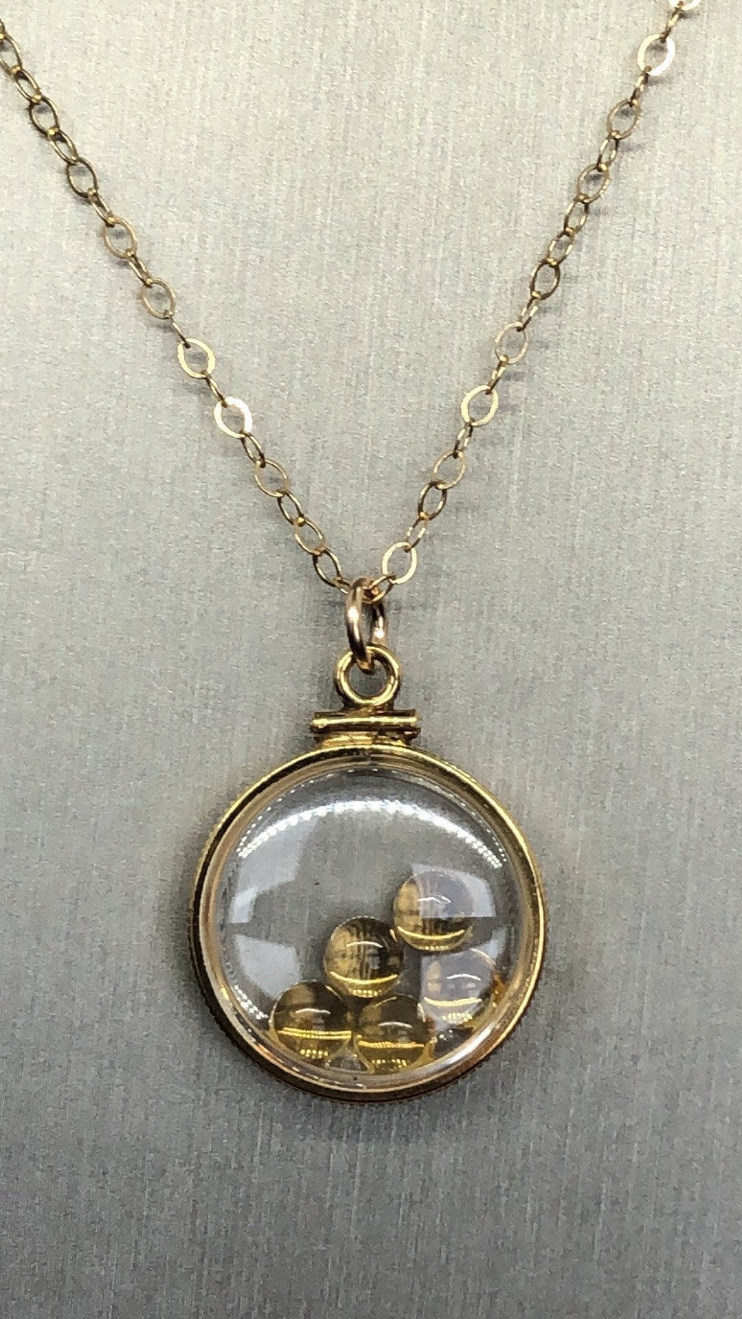 Vintage Citrine Shaker locket with set 5 beautiful Round natural Brazilian cabochons, November Birth, New Old Stock