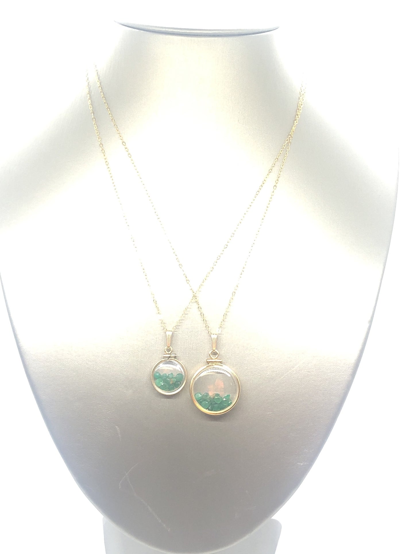 Vintage Emerald shaker Locket 14k gold filled, 50 year old New Stock, 20mm or 15 mm Customize one for your Mother's Day