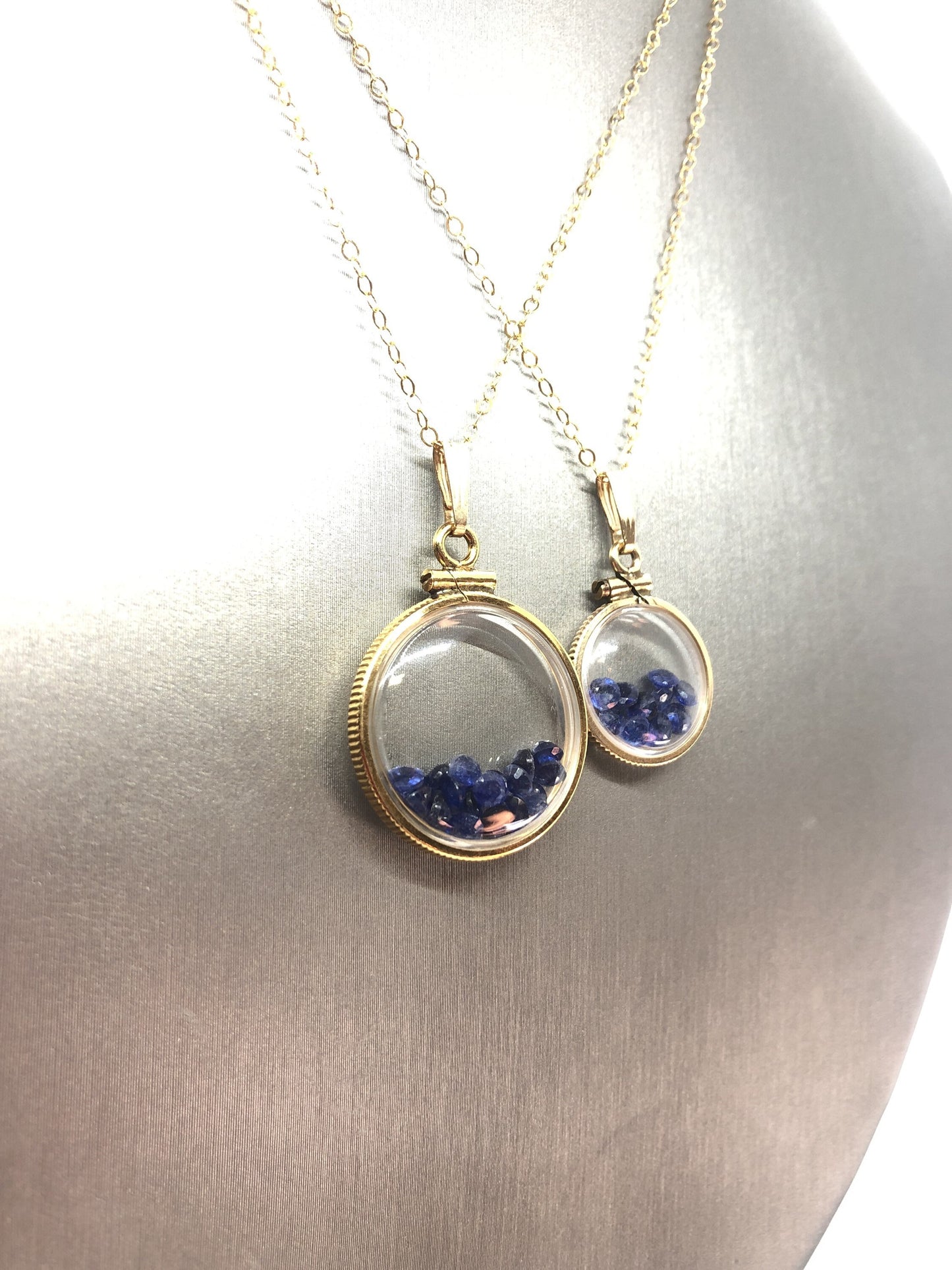 Vintage Sapphire shaker Locket 12k gold filled, 50 year old New Stock, 20mm or 15 mm September Birthstone, Mother's Day