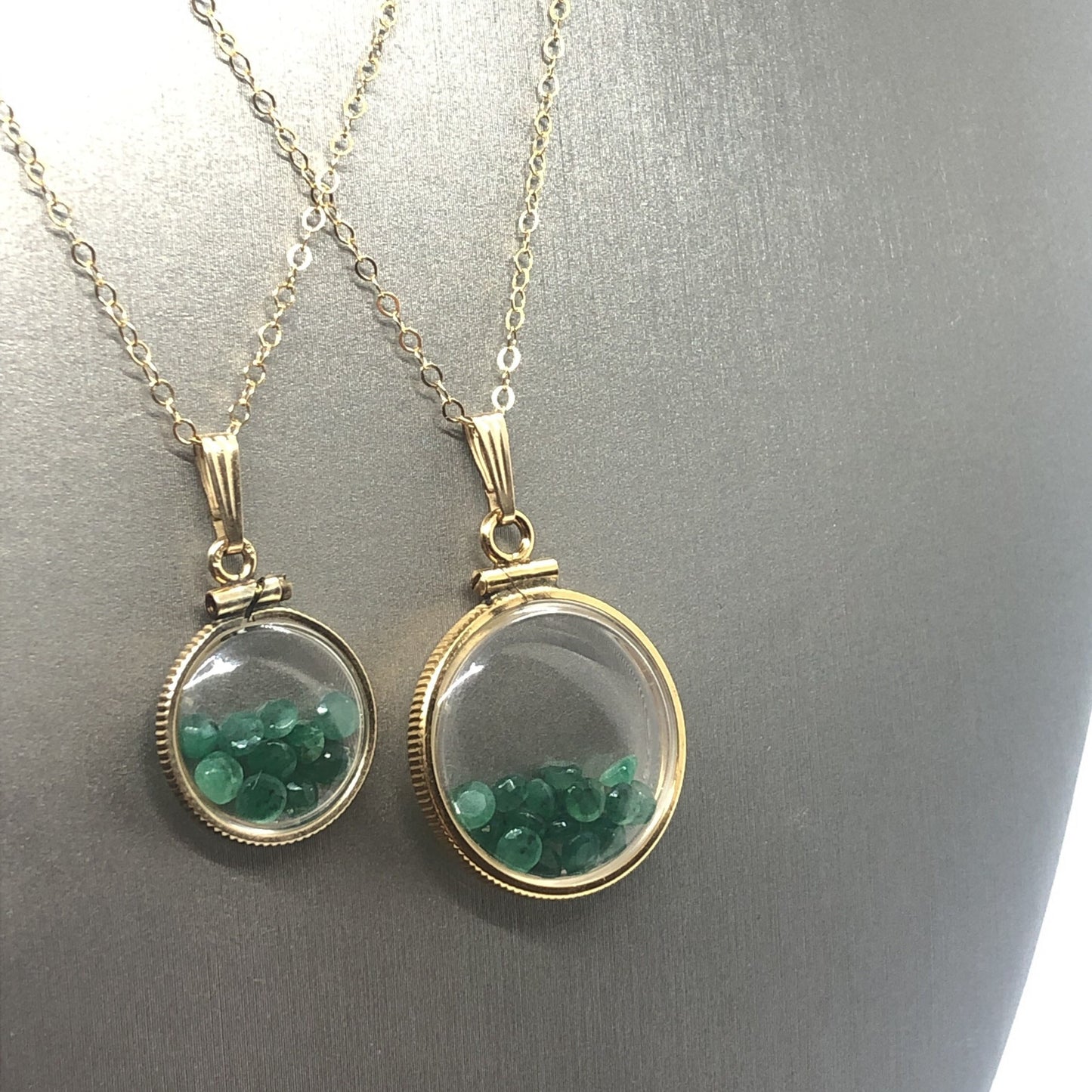 Vintage Emerald shaker Locket 14k gold filled, 50 year old New Stock, 20mm or 15 mm Customize one for your Mother's Day