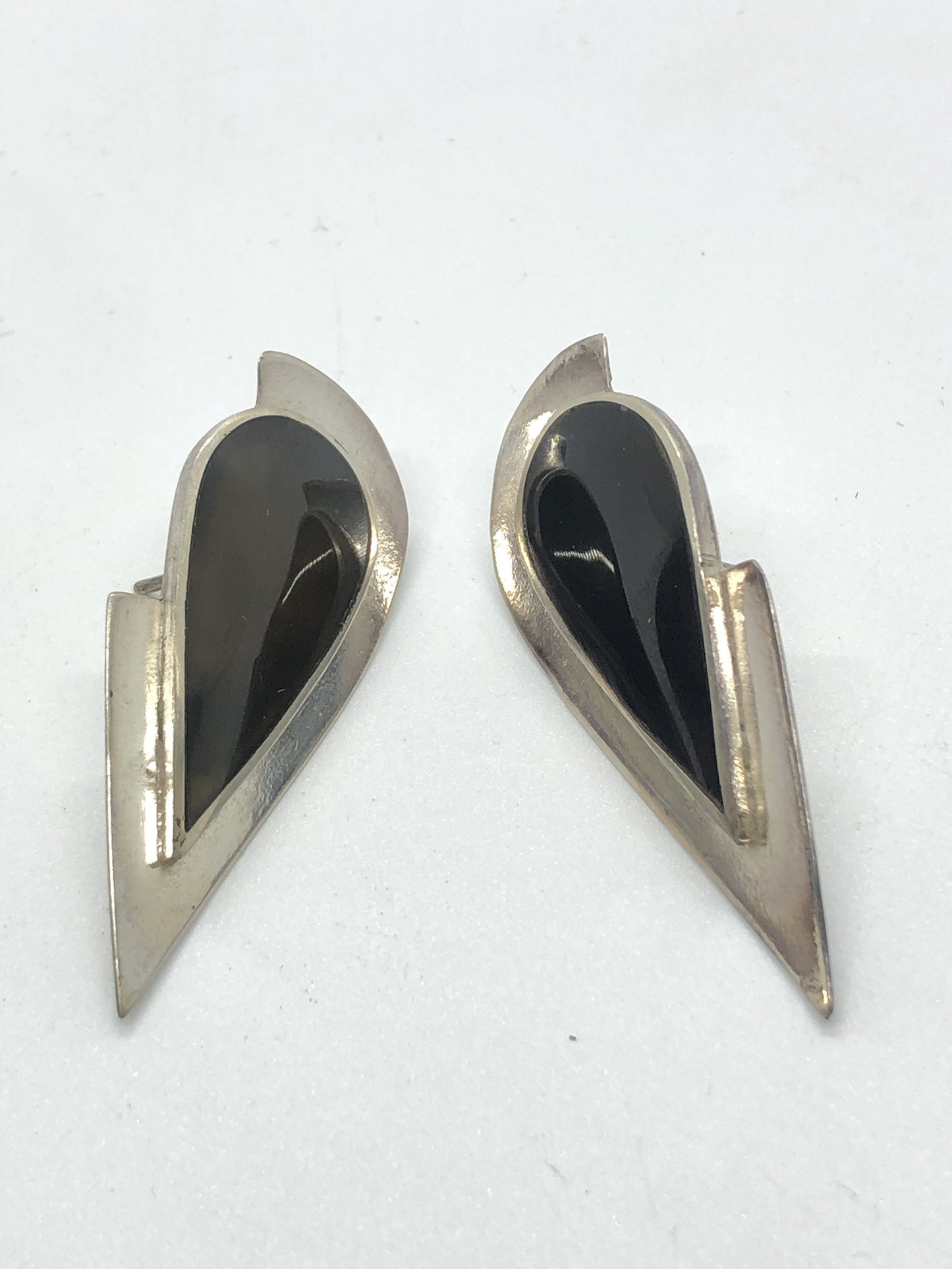 Handmade Sterling and Onyx post back Indonesia, Vintage new old stock, Beautiful tear drop shape