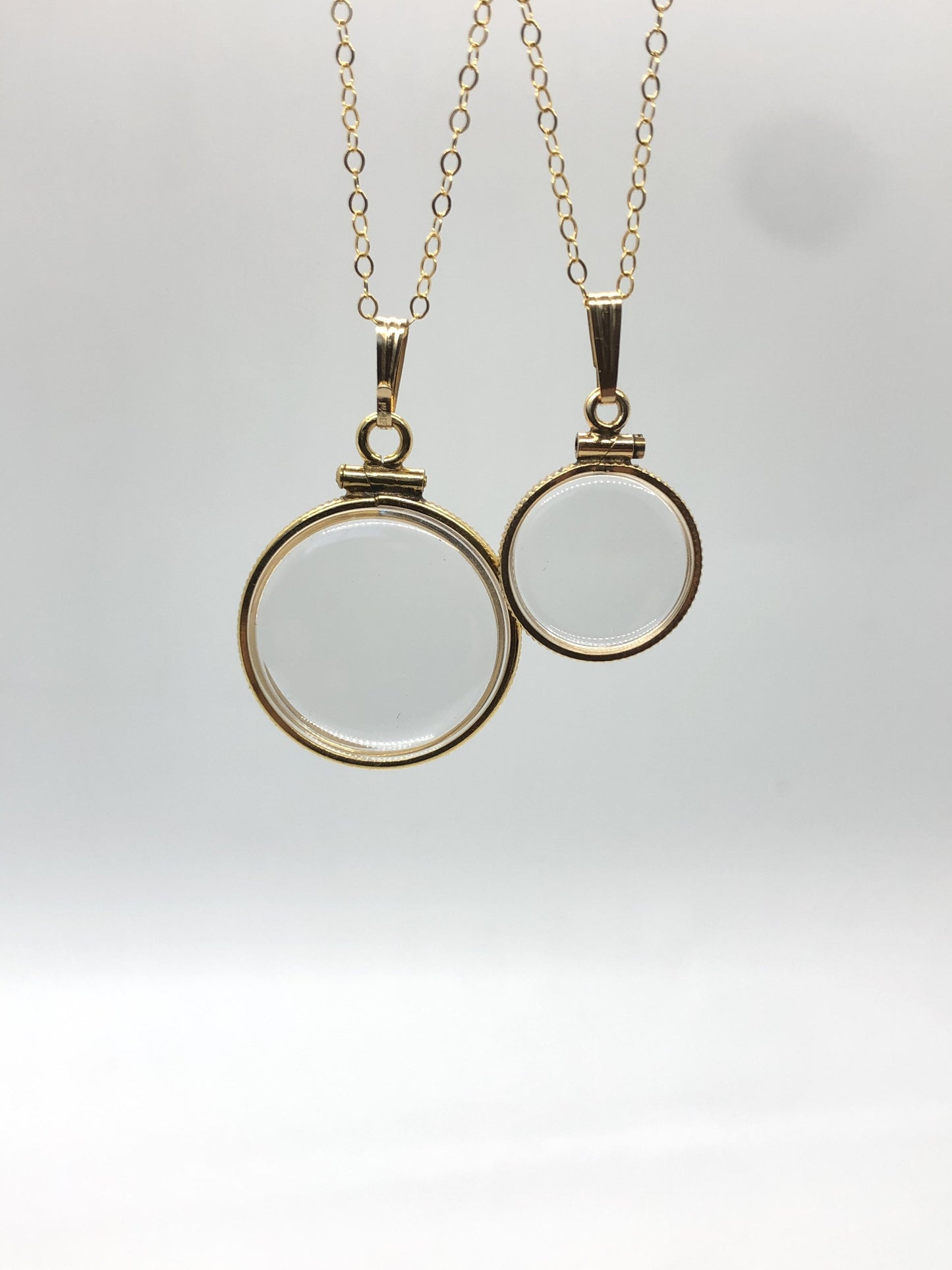 Empty Vintage shaker Locket 12k gold filled, 50 year old New Stock, 20mm or 15 mm limited supply