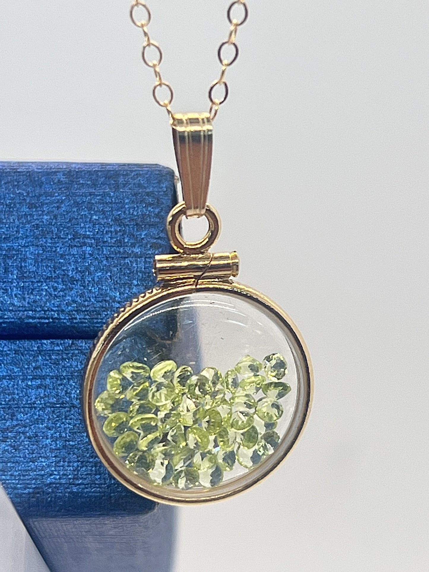 14k Solid Gold Handmade Dime size Peridot shaker locket, 1.75 TCW, August birthstone.