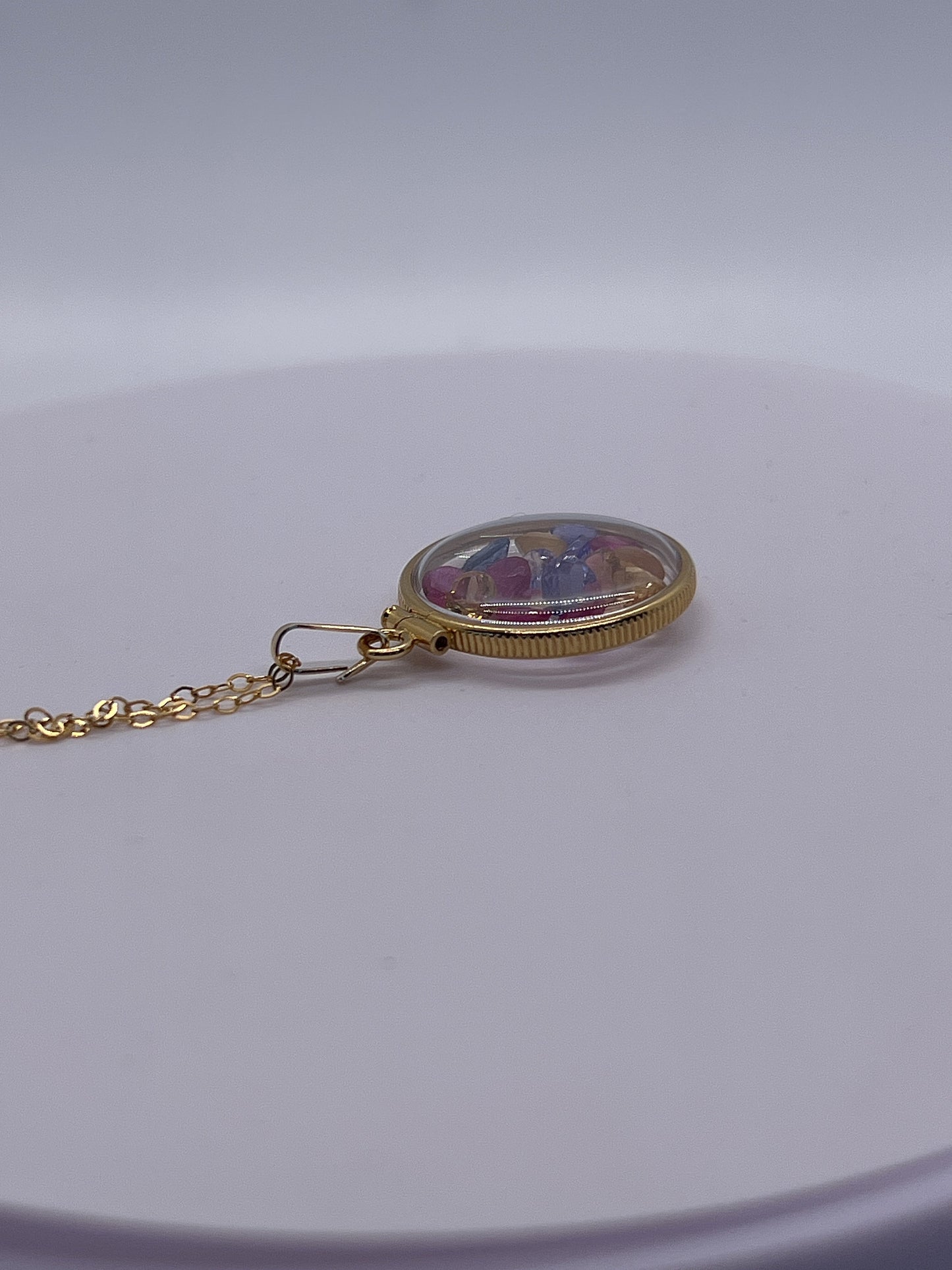 Solid 14k Gold Lucite Handmade 4.4 TCW mix of Ruby, Tanzanite, Citrine Shaker Locket. Round cut Colorful gems. Artistic Series- beautiful