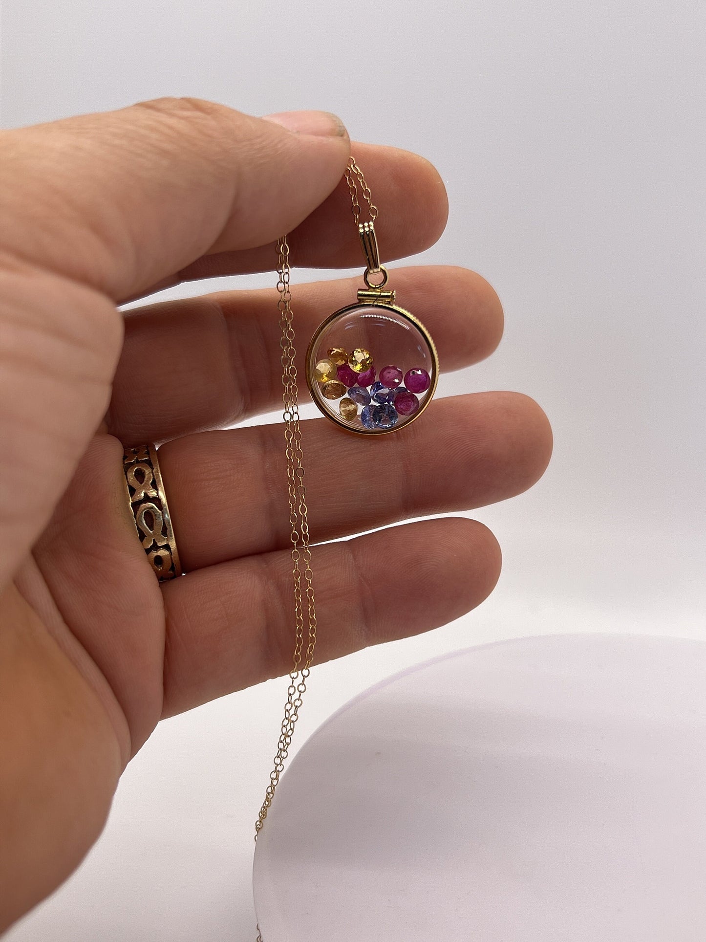 Solid 14k Gold Lucite Handmade 4.4 TCW mix of Ruby, Tanzanite, Citrine Shaker Locket. Round cut Colorful gems. Artistic Series- beautiful