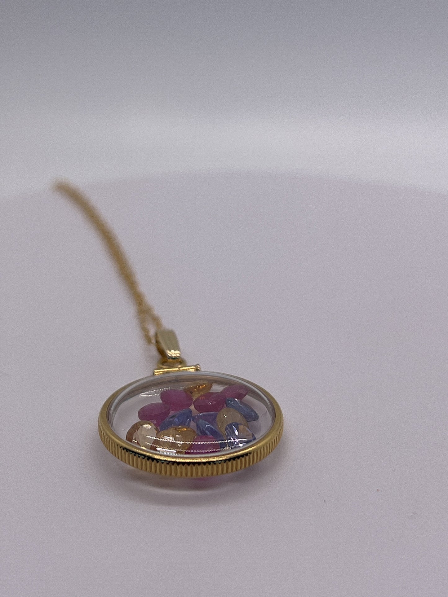 Solid 14k Gold Lucite Handmade 4.4 TCW mix of Ruby, Tanzanite, Citrine Shaker Locket. Round cut Colorful gems. Artistic Series- beautiful