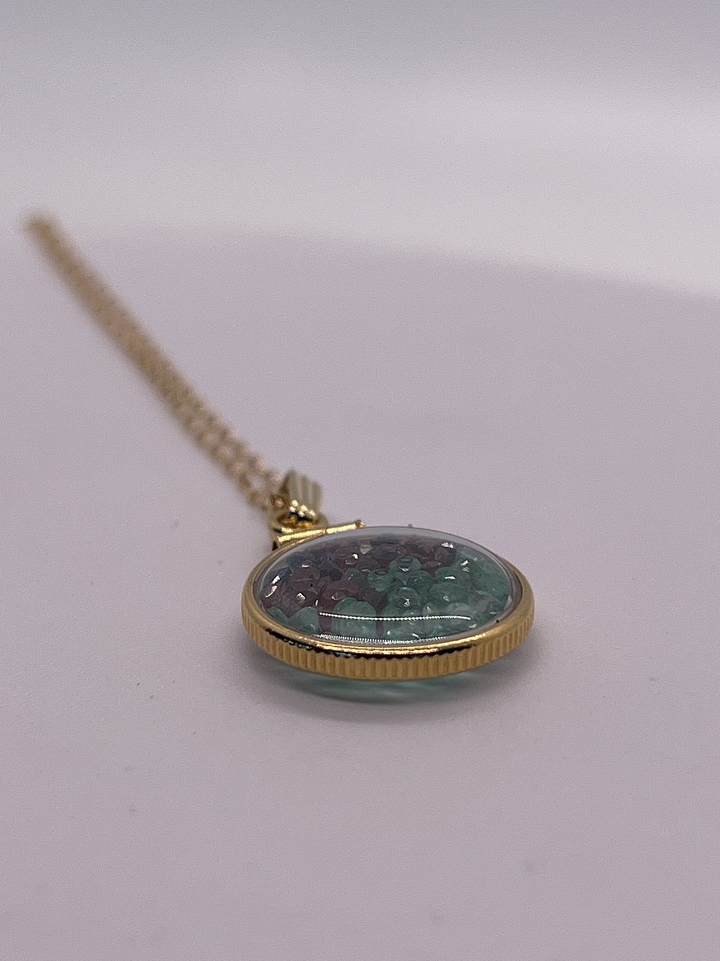 Solid 14k Gold Lucite Handmade 4.4 TCW mix of garnet, emerald, sapphire Shaker Locket. Round cut Colorful gems. Artistic Series- beautiful