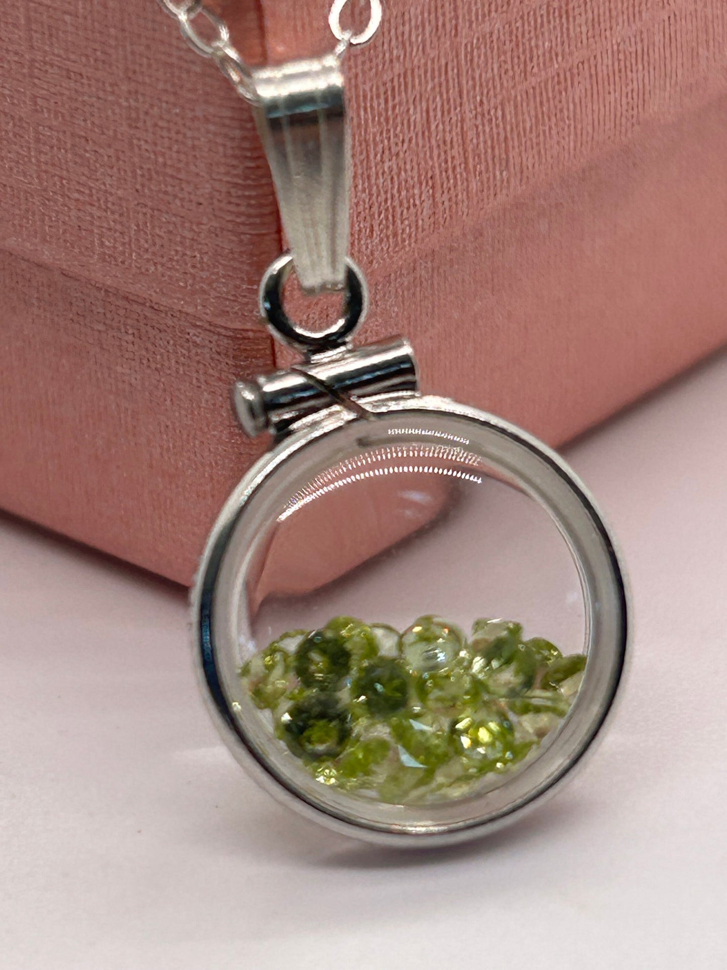 Handmade 12.5 mm Diminutive Sterling Silver Peridot Shaker Locket Lucite View Locket, Necklace, Beautiful May Birthstone. 1.65 TCW