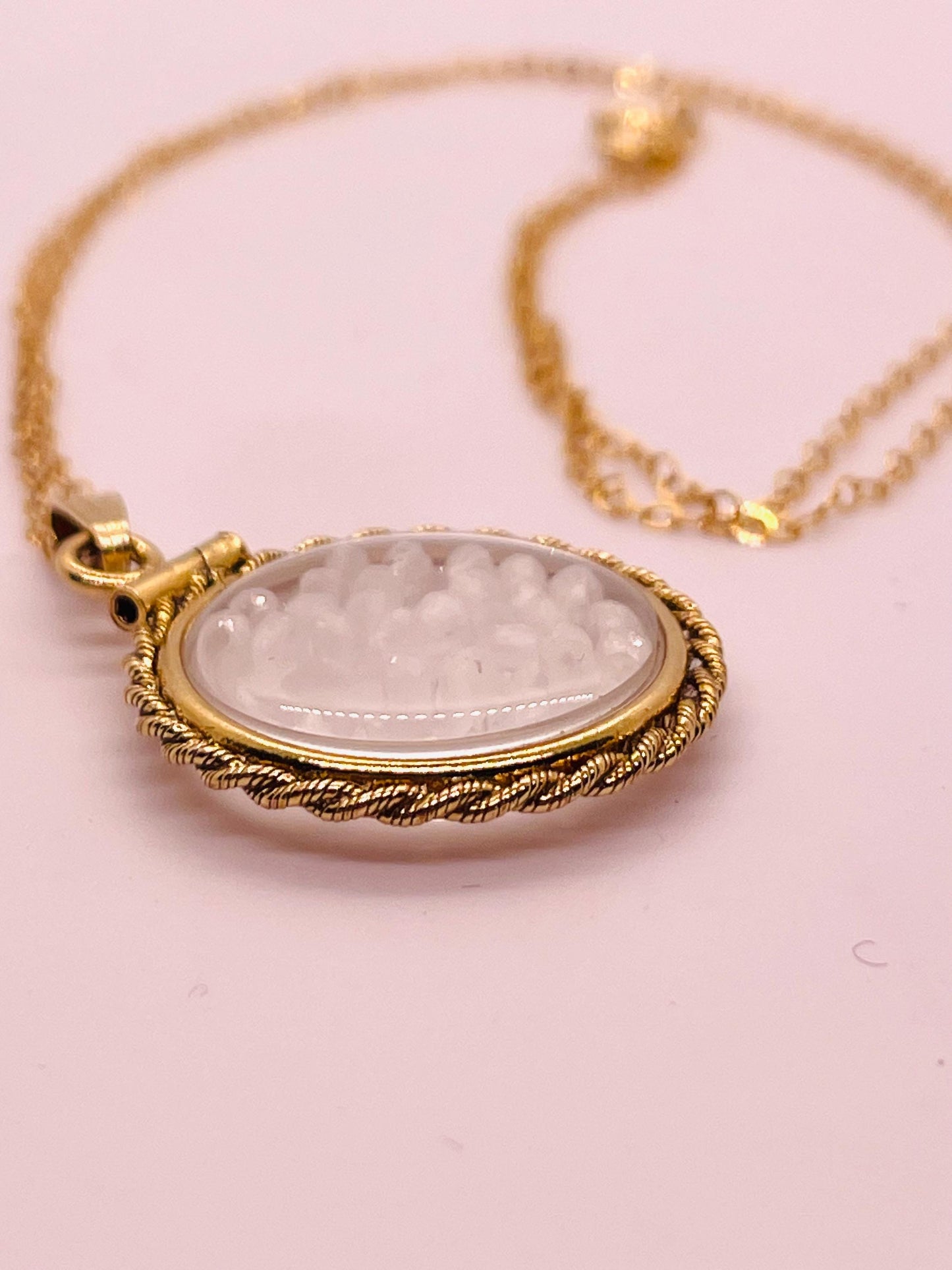 Hand Made 21 mm Nickel Size 14k Gold Filled Lucite Genuine Labradorite Shaker Locket with ROPE EDGE and Beautiful Bead Crystals.