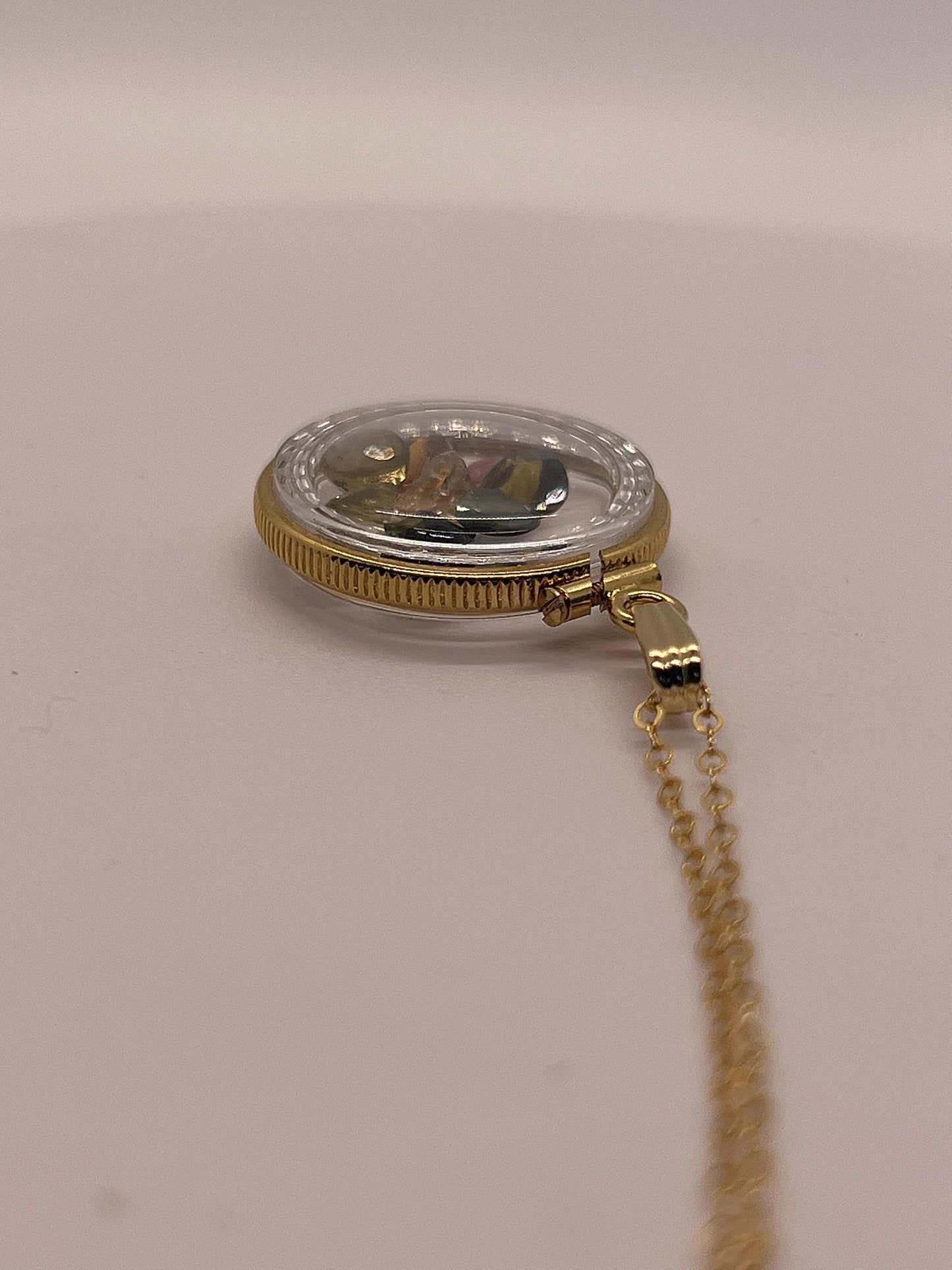 Solid 14k Gold Lucite Diamond Edge Handmade 4 TCW Multicolor Tourmaline Shaker Locket. Reversible. Eight 0.5 CT Round Cut Colorful Gemstones