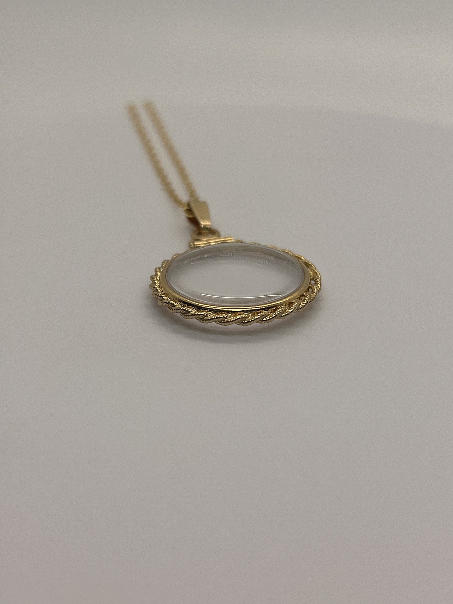 Empty Hand Made 21 mm 14k Gold Filled Lucite Shaker Locket With ROPE EDGE w/ Free Screwdriver Waiting for your Little Treasures, 2-3 mm gems
