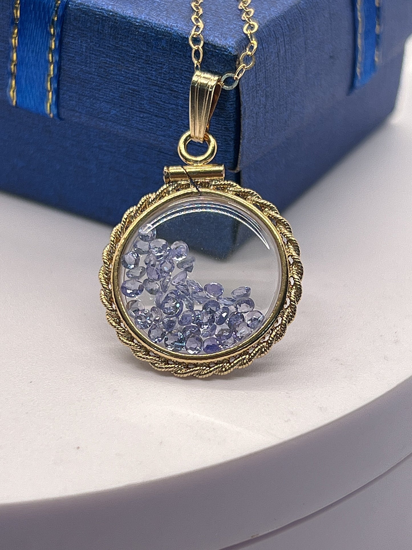 Hand Made 21 mm Nickel Size 14k Gold Filled Lucite Tanzanite Shaker Locket With ROPE EDGE December Birthstone.