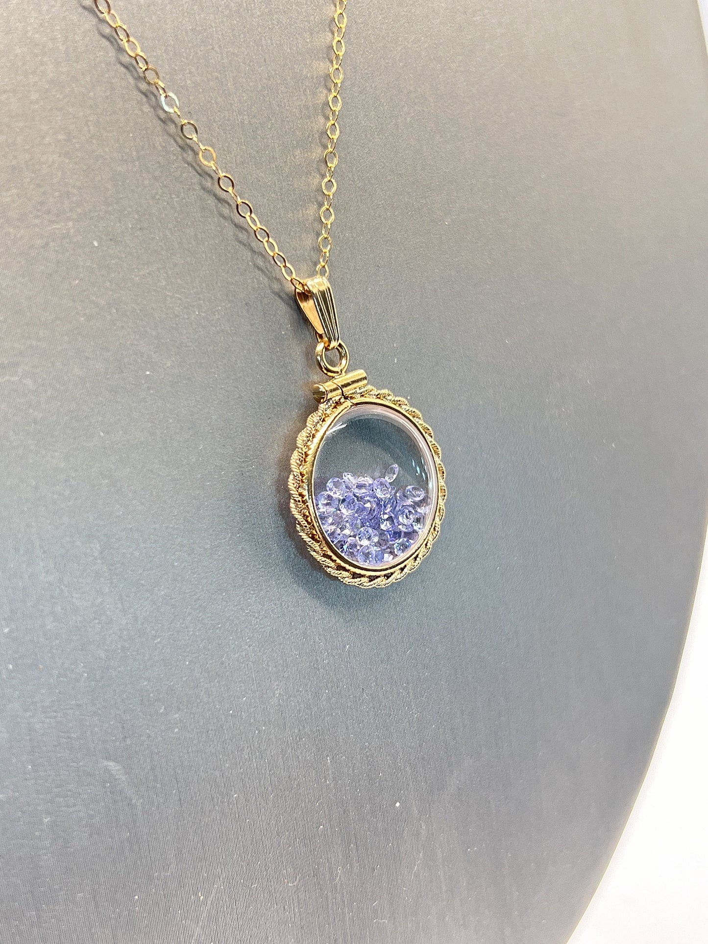 Hand Made 21 mm Nickel Size 14k Gold Filled Lucite Tanzanite Shaker Locket With ROPE EDGE December Birthstone.