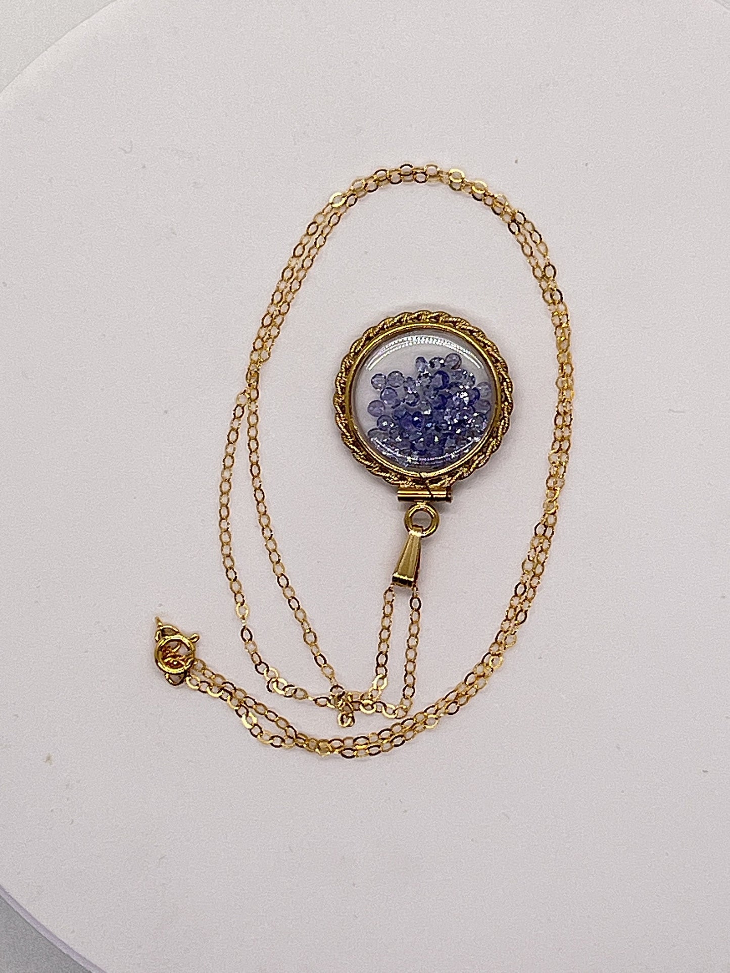 Hand Made 21 mm Nickel Size 14k Gold Filled Lucite Tanzanite Shaker Locket With ROPE EDGE December Birthstone.