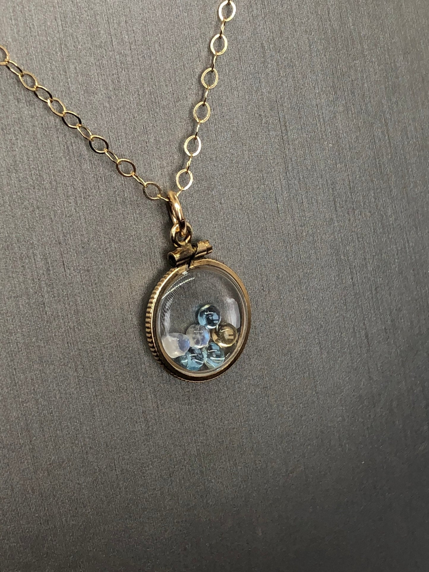 Vintage moonstone, citrine & topaz 12k gold filled Shaker locket with beautiful mix of natural gems, November Birthstones