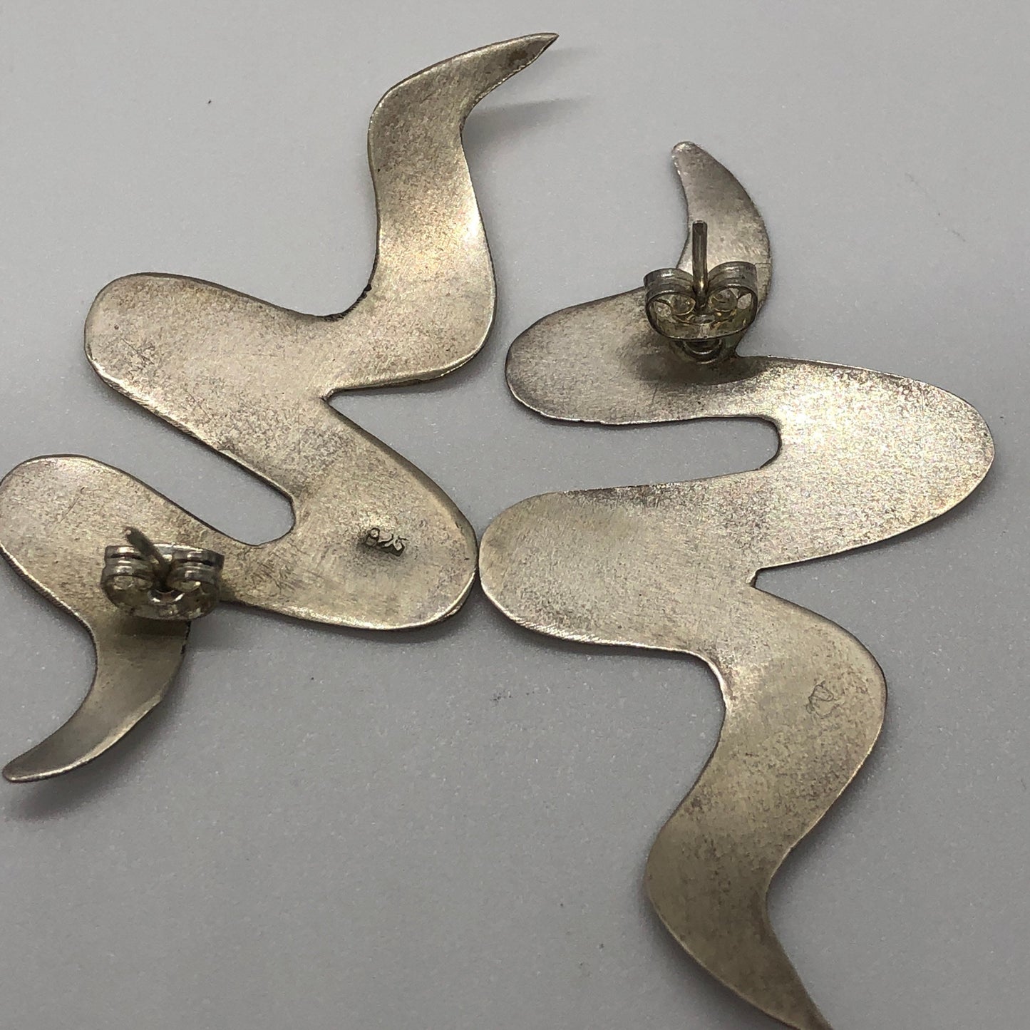 Large Vintage Handmade Sterling Silver Earrings Indonesia, Vintage old stock, Beautiful Movement design
